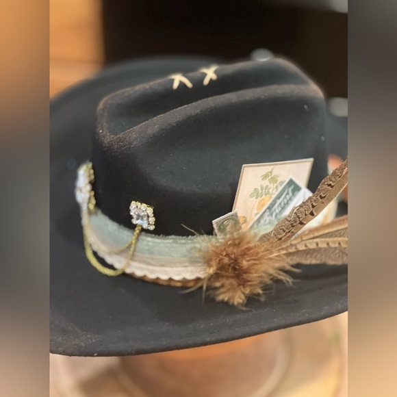 Handmade/Decorated 100% Wool Western Festival Burned Black Hat with Feathers - Picture 9 of 11